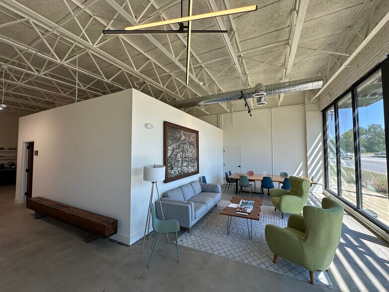 3707 2nd Ave, Columbus, GA à louer - Photo de l’immeuble – Image 3 sur 6