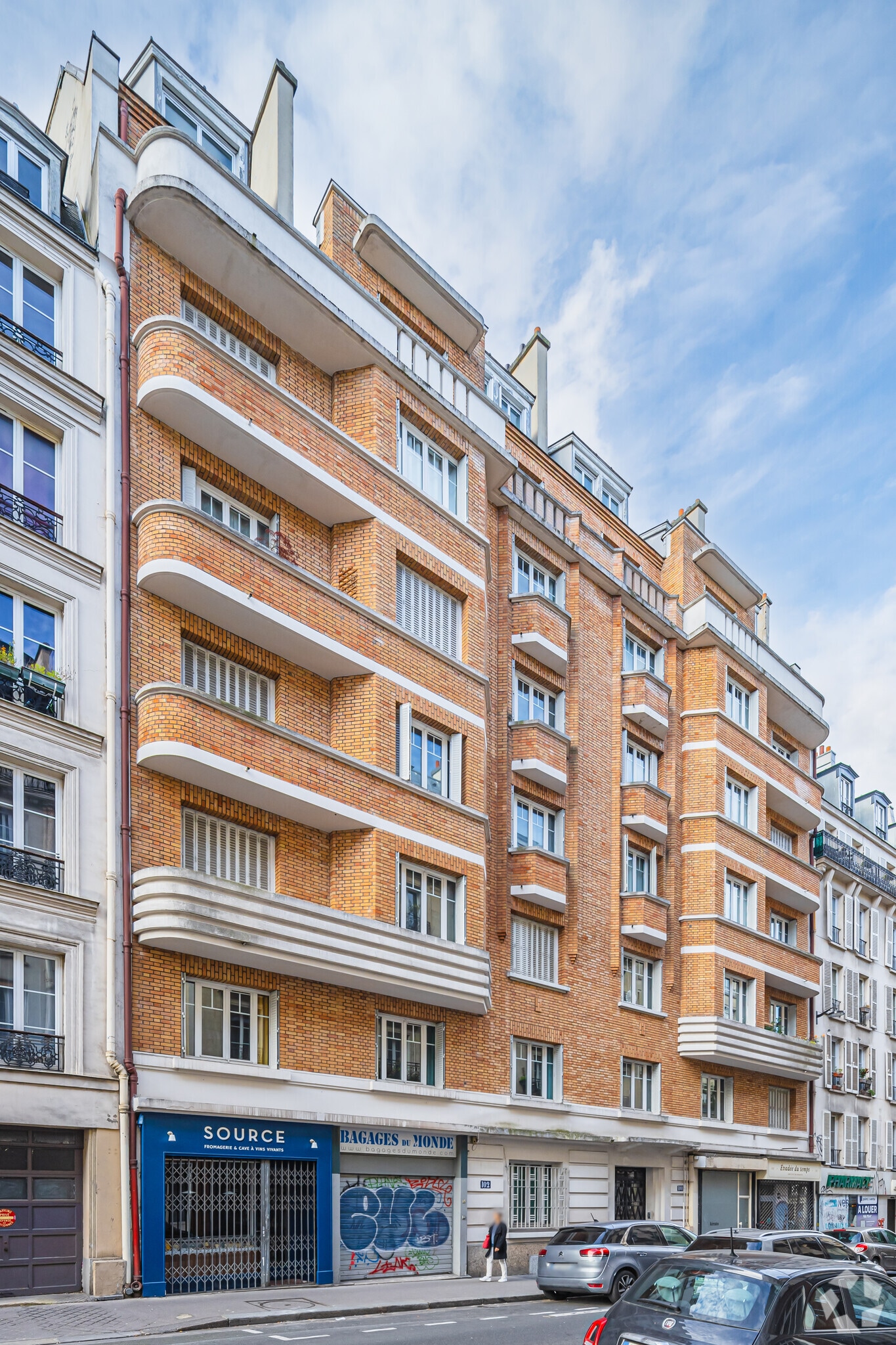 Immeuble residentiel dans Paris à vendre Photo principale– Image 1 sur 2