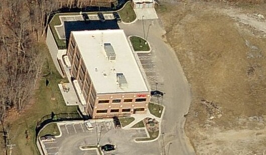 3200 NE 83rd St, Kansas City, MO à louer Photo de l’immeuble– Image 1 sur 3