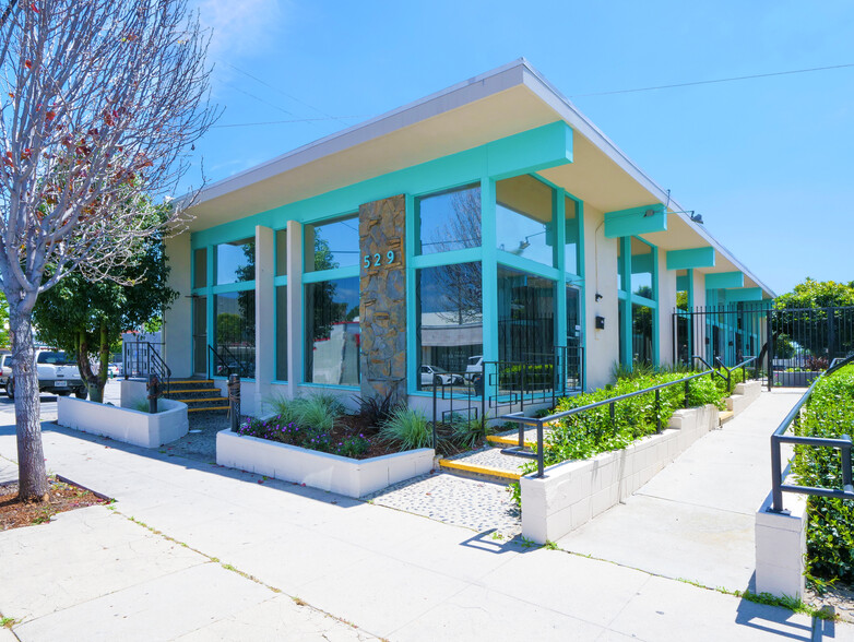 529 W 9th St, San Pedro, CA à louer - Photo principale – Image 1 sur 10