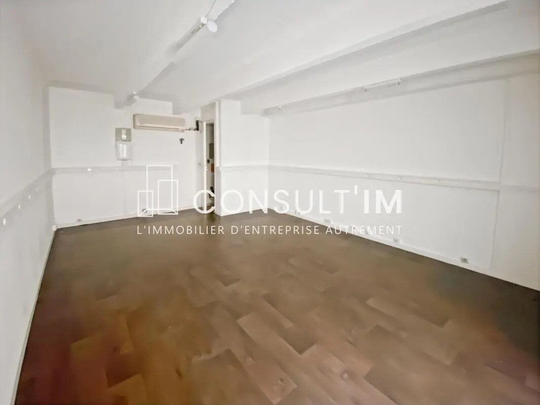 Cite De L'Ameublement, Paris à louer Photo de l’immeuble– Image 1 sur 6