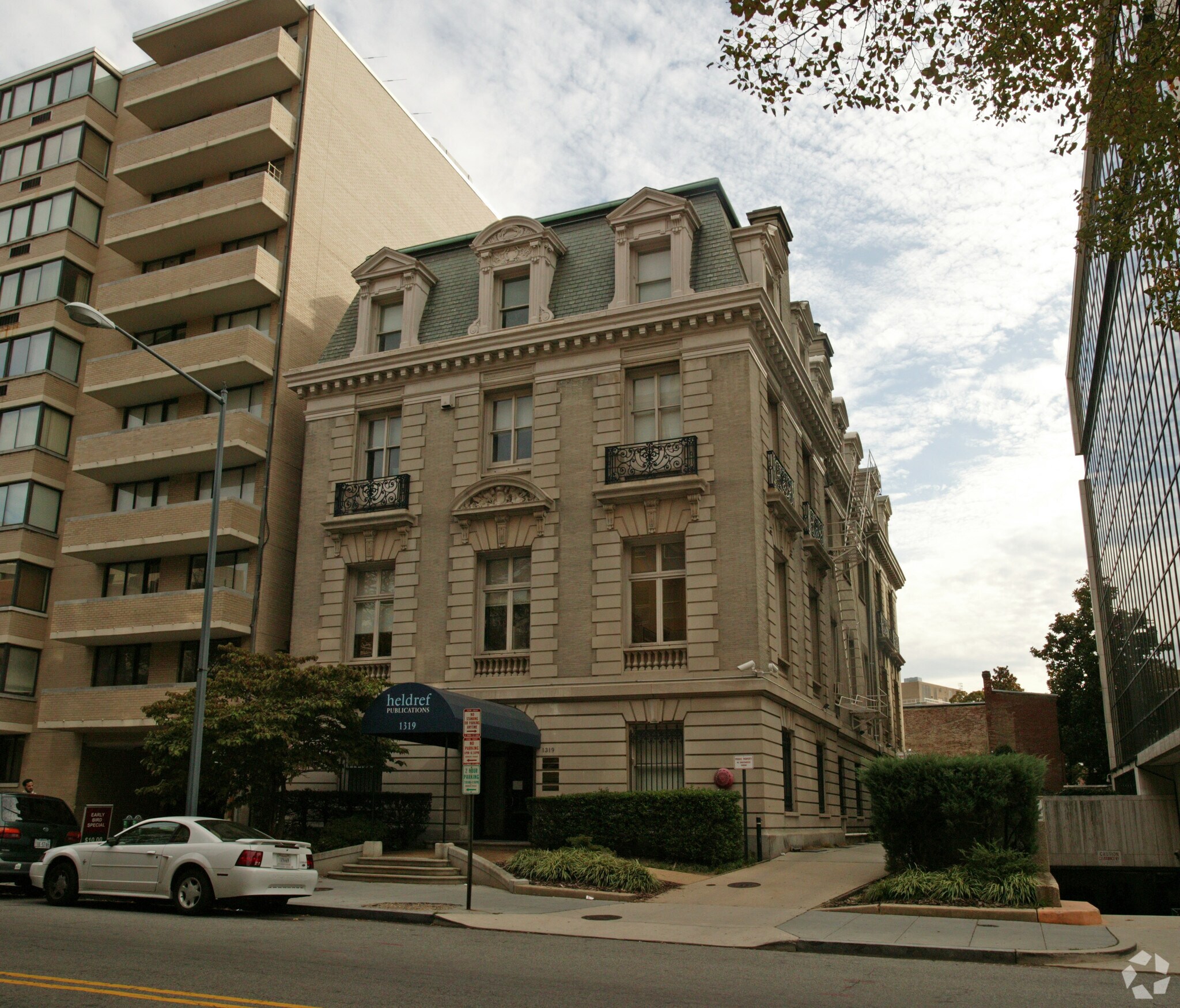 1319 18th St NW, Washington, DC à louer Photo principale– Image 1 sur 23
