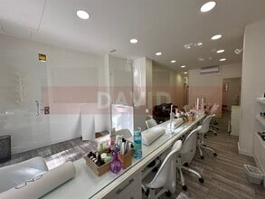 Local commercial dans Barcelone, Barcelona à louer Photo intérieure– Image 2 sur 6