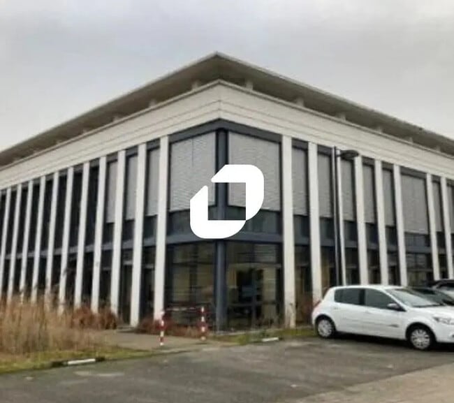 Plus de détails pour 3 Boulevard Jean Moulin, Élancourt - Bureau à louer