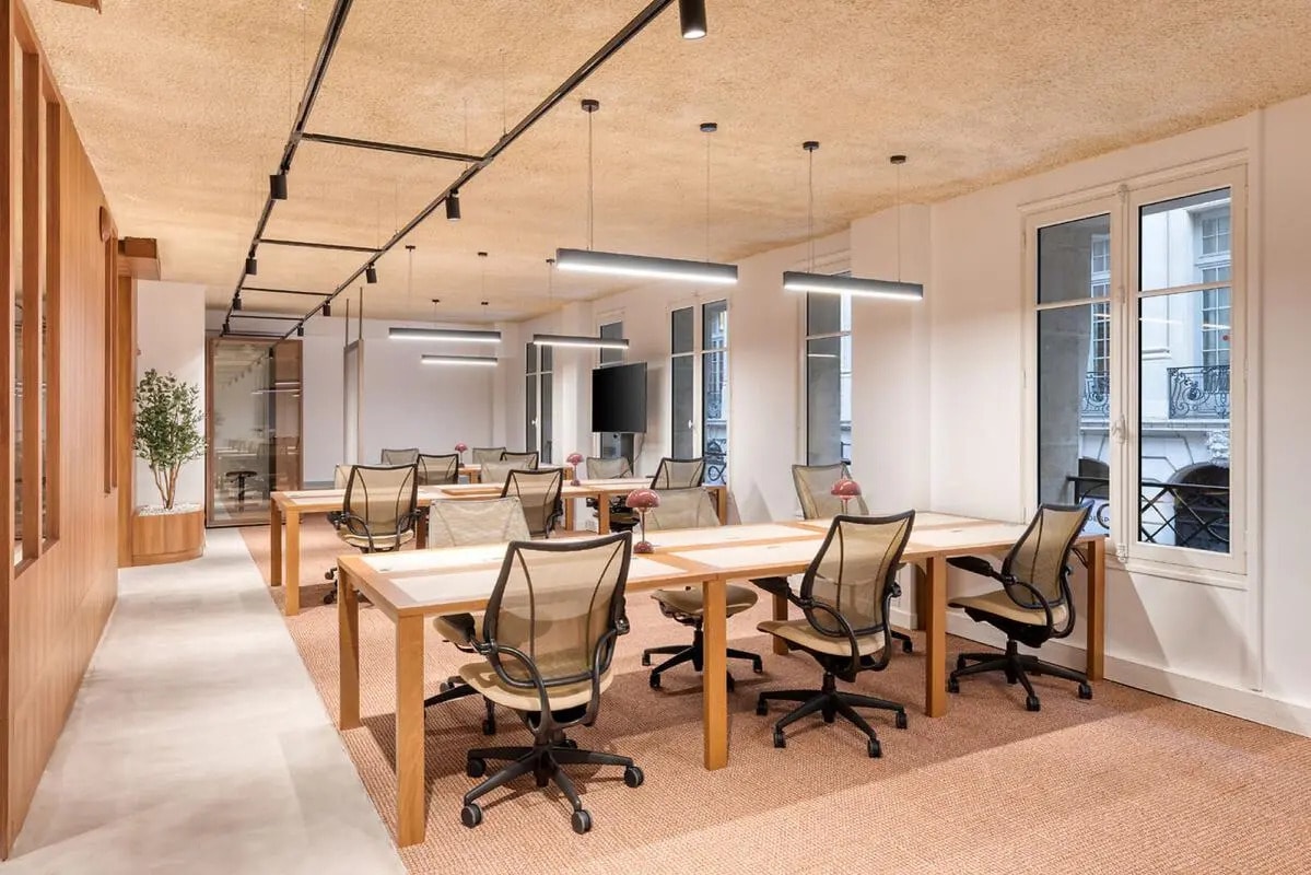 18-20 Place De La Madeleine, Paris à louer Photo intérieure– Image 1 sur 5