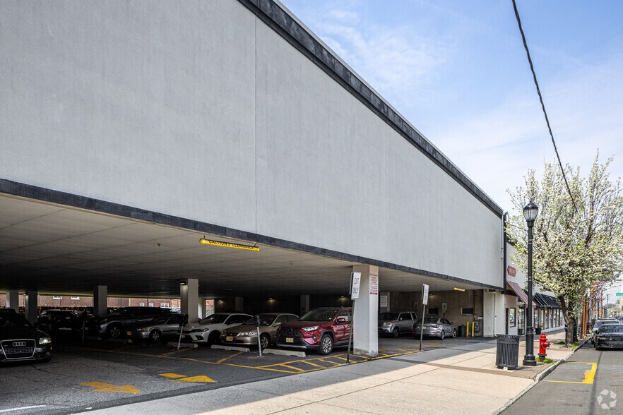 43-45 Ridge Rd, North Arlington, NJ à vendre - Photo de l’immeuble – Image 3 sur 47