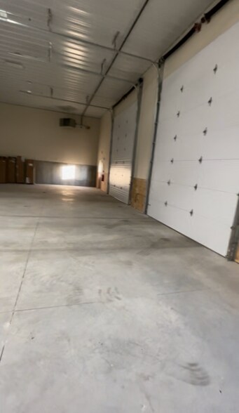 15 King St, Auburn, NH à louer - Photo de l’immeuble – Image 3 sur 4