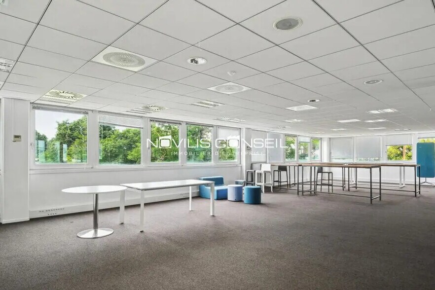 Bureau dans Labège à louer - Photo de l’immeuble – Image 2 sur 11