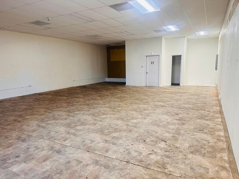 45235 10th St W, Lancaster, CA à louer - Photo intérieure – Image 3 sur 8