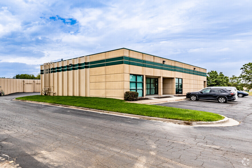 200-226 NW Platte Valley Dr, Riverside, MO à louer - Photo de l’immeuble – Image 3 sur 7