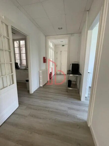 Bureau dans Bordeaux à louer - Photo intérieure – Image 3 sur 5