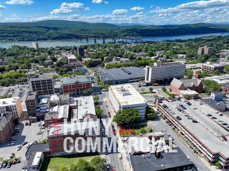 1 Civic Center Plz, Poughkeepsie, NY à louer - Aérien – Image 3 sur 4