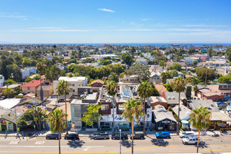 1212 Abbot Kinney Blvd, Venice, CA - VUE AÉRIENNE  vue de carte