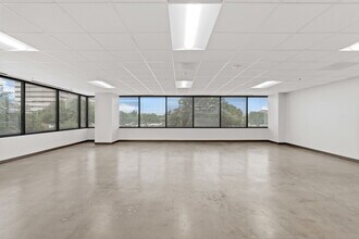 1231 Greenway Dr, Irving, TX à louer Photo intérieure– Image 2 sur 3