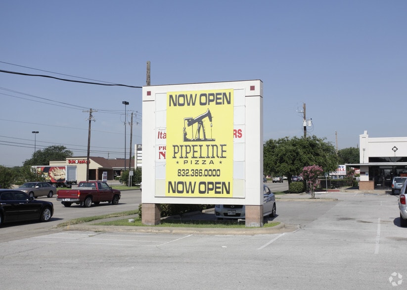 3901-3937 Spencer Hwy, Pasadena, TX à louer - Photo de l’immeuble – Image 3 sur 5