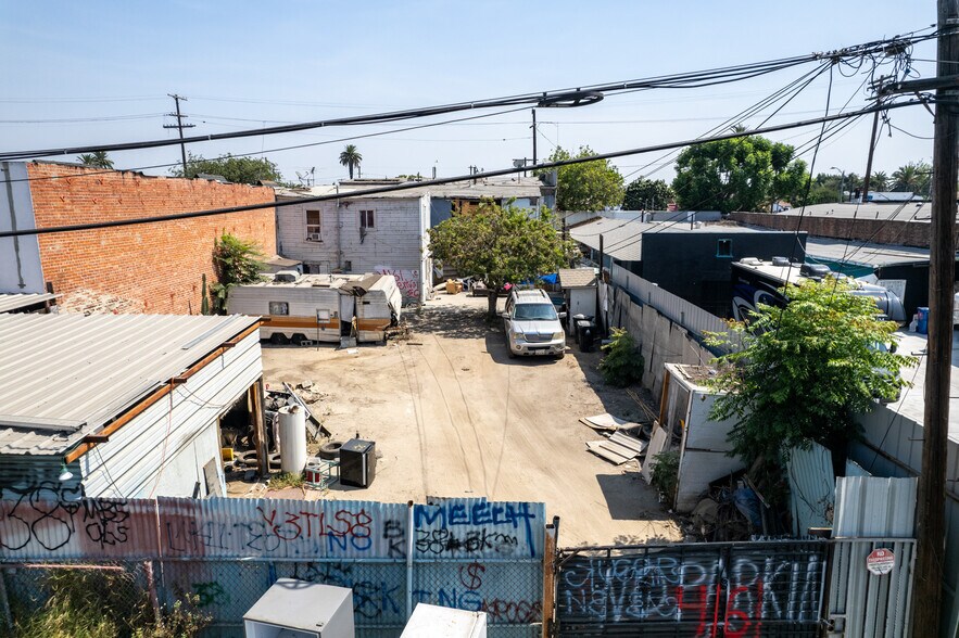 4159 S Central Ave, Los Angeles, CA à vendre - Photo de l’immeuble – Image 3 sur 20