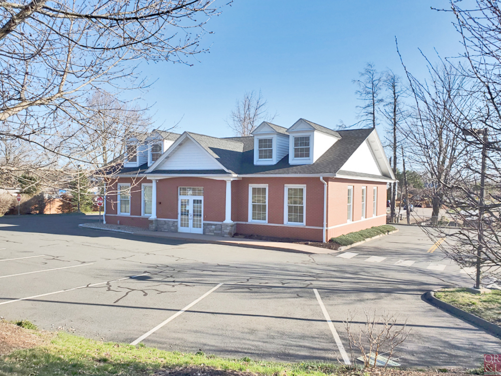 768 N Main St, Manchester, CT à louer Photo de l’immeuble– Image 1 sur 9