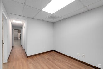 3443-3479 Parkway Center Ct, Orlando, FL à louer Photo intérieure– Image 2 sur 8