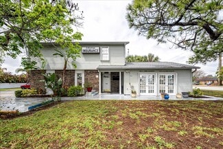 Plus de détails pour 1514 SE Port St Lucie Blvd, Port Saint Lucie, FL - Bureau à vendre