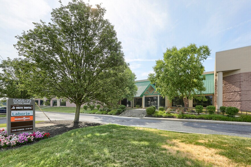 5065-5073 Ritter Rd, Mechanicsburg, PA à louer - Photo de l’immeuble – Image 2 sur 8