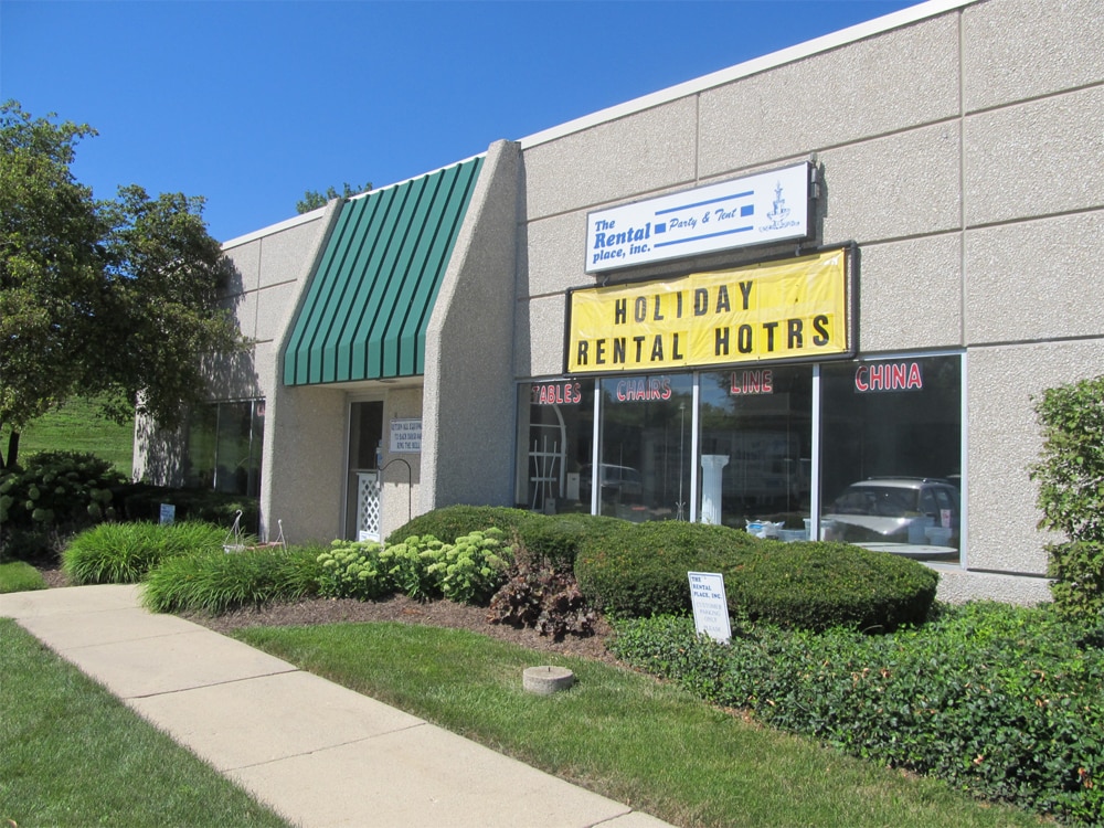 400-428 W 5th Ave, Naperville, IL à louer Photo de l’immeuble– Image 1 sur 10