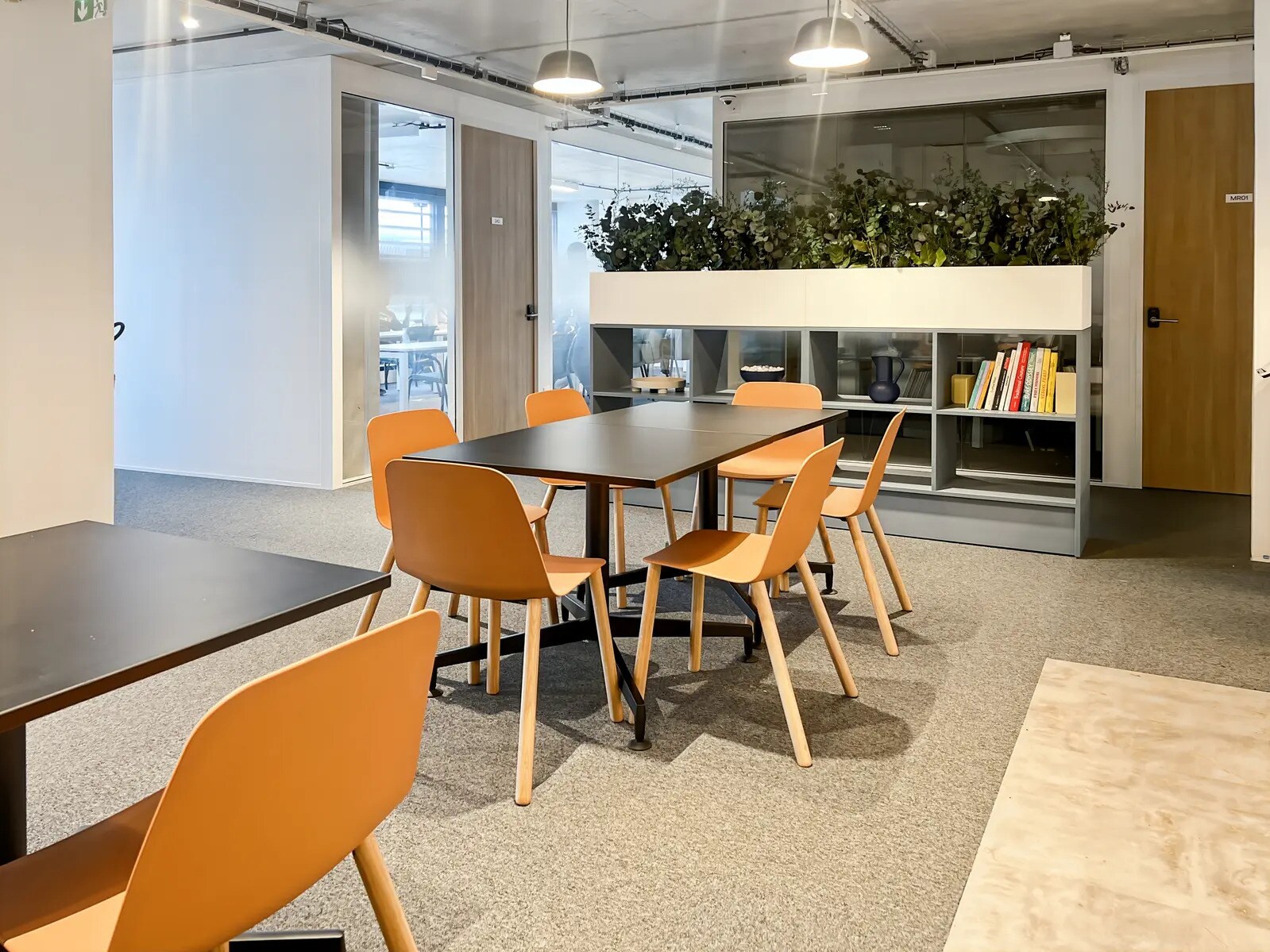 Espace de coworking dans Tinqueux à louer Photo intérieure– Image 1 sur 26