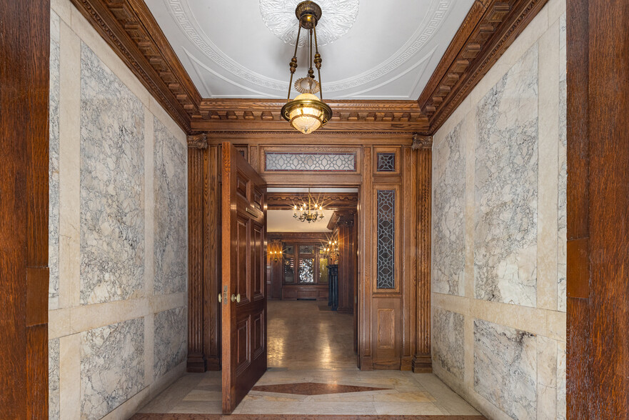 9 W 54th St, New York, NY à vendre - Photo intérieure – Image 3 sur 21