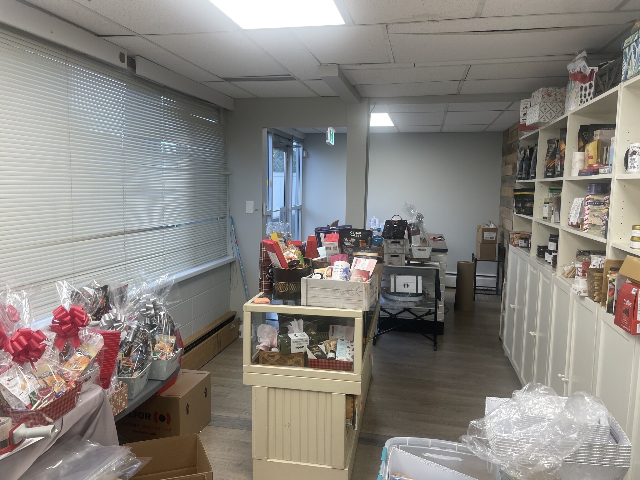 15240 Thrift Av, White Rock, BC à louer Photo intérieure– Image 1 sur 3