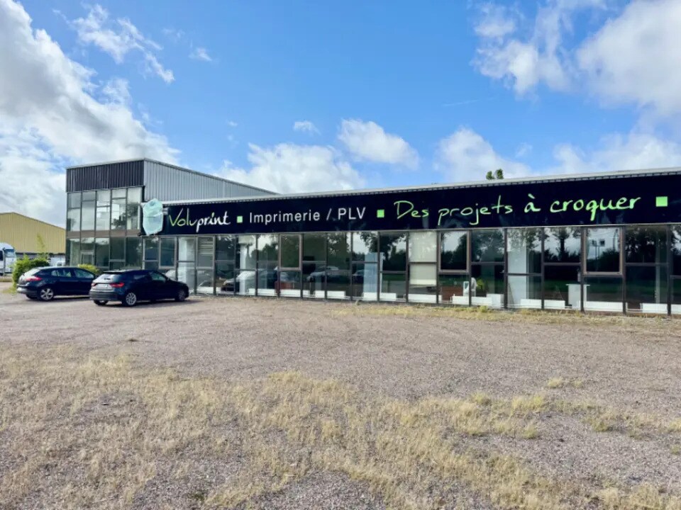 Local d'activités dans Perrigny à vendre Photo de l’immeuble– Image 1 sur 9