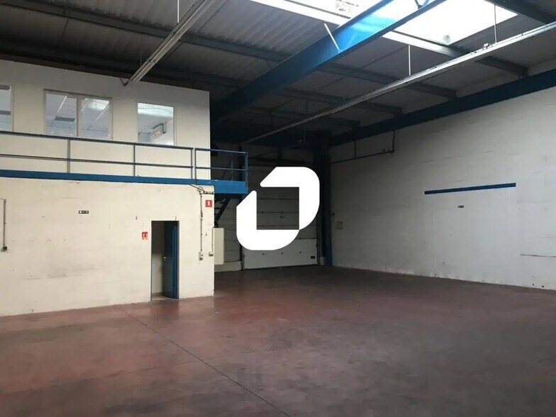 Bureau dans Noisiel à louer - Photo de l’immeuble – Image 2 sur 6