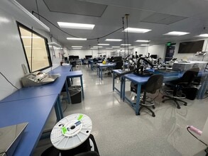 13700 Alton Pky, Irvine, CA à louer Photo intérieure– Image 1 sur 1