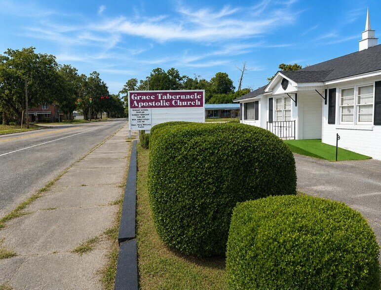 1244 N Lee St, Valdosta, GA à vendre - Photo de l’immeuble – Image 2 sur 10