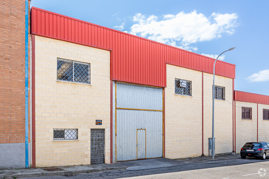 Calle Canarias, 23, Ajalvir, Madrid à louer - Photo de l’immeuble – Image 2 sur 5