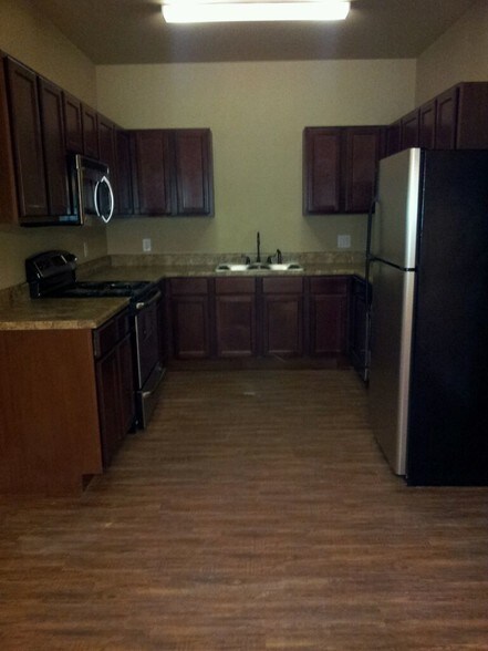677 E Front St, Nash, TX à vendre - Photo intérieure – Image 3 sur 9