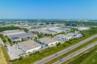 2823 Bristol Cir, Oakville, ON - Vue aérienne  vue de carte