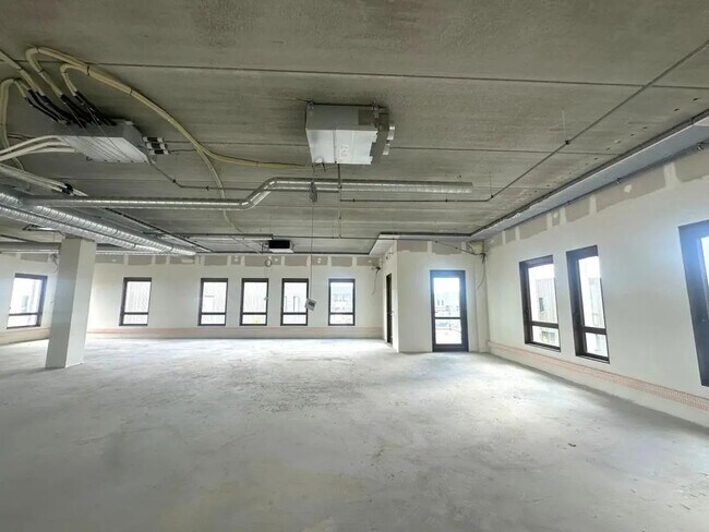 Plus de détails pour Bureau à vendre