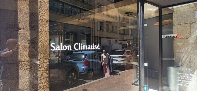 Plus de détails pour Local commercial à louer