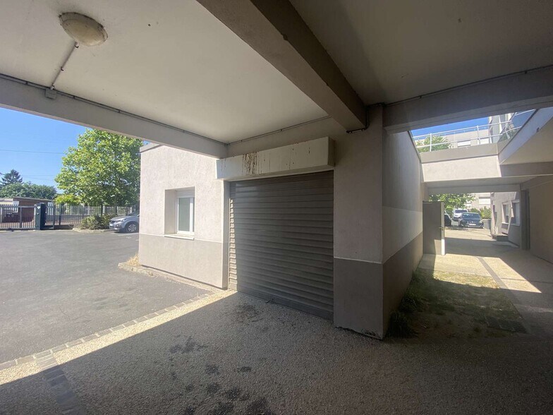 1 Allee De L'Horloge, Gagny à louer - Photo de l’immeuble – Image 1 sur 2