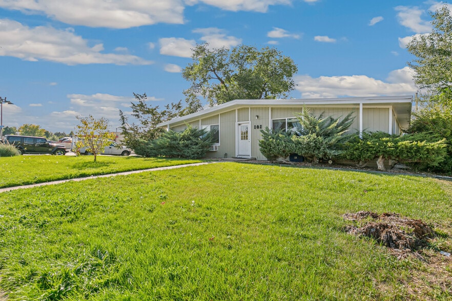 101 Laurel St, Broomfield, CO à vendre - Photo de l’immeuble – Image 2 sur 25