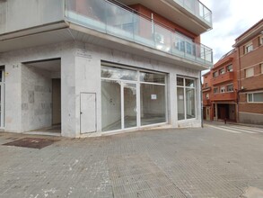 Local commercial dans Manresa, Barcelona à louer Photo intérieure– Image 2 sur 9