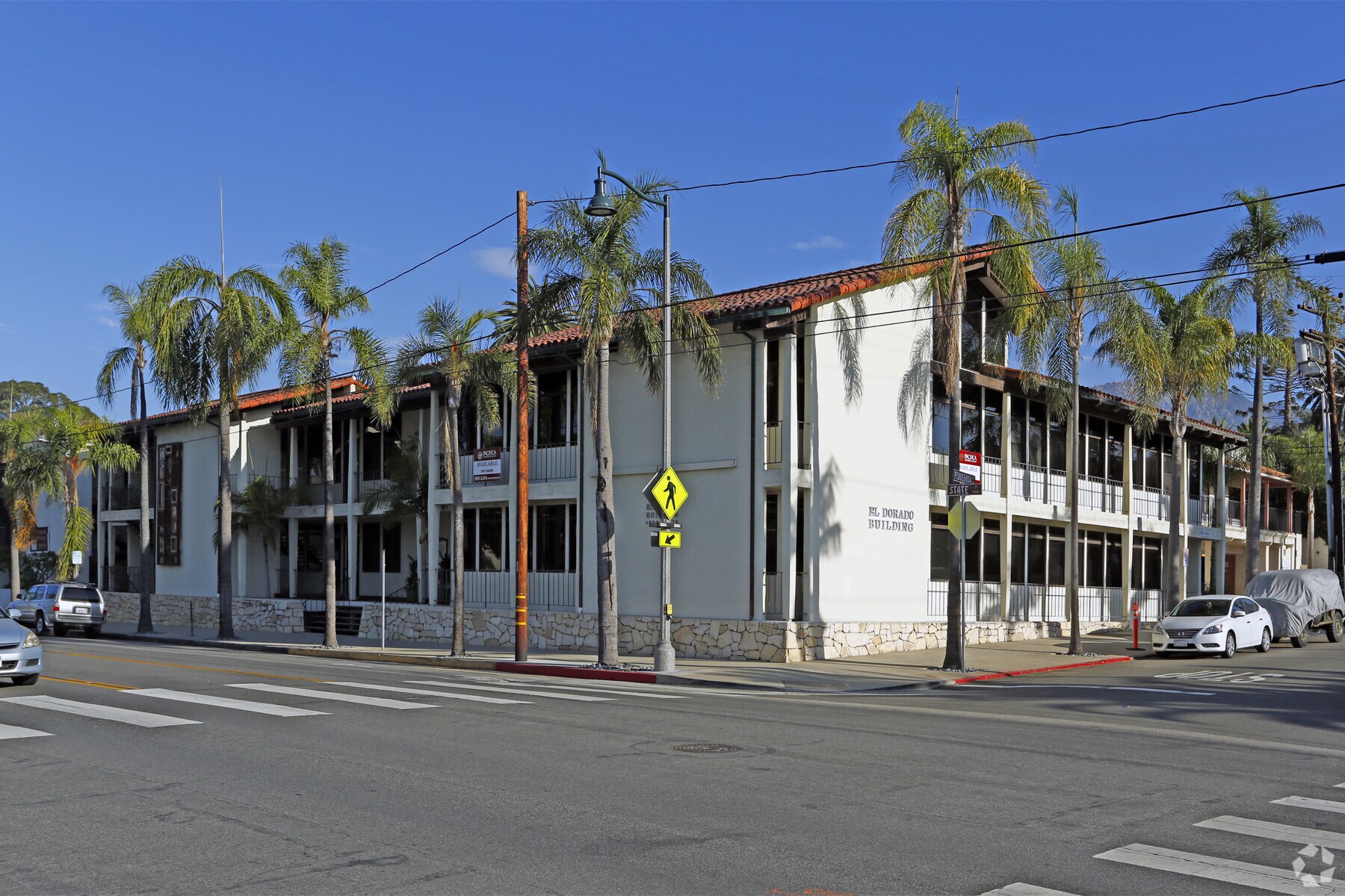 1900 State St, Santa Barbara, CA à louer Photo principale– Image 1 sur 47
