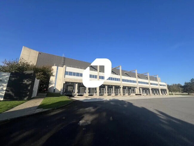 Plus de détails pour Bureau, Industriel/Logistique à louer