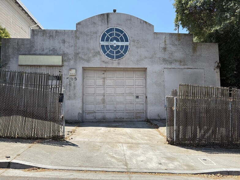 533 Carolina St, Vallejo, CA à vendre - Photo de l’immeuble – Image 2 sur 20
