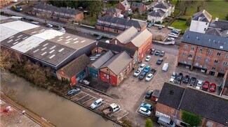 Plus de détails pour Wharf St, Warwick - Bureau à louer