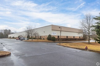 Plus de détails pour 323 Fairfield Rd, Freehold, NJ - Industriel/Logistique à louer