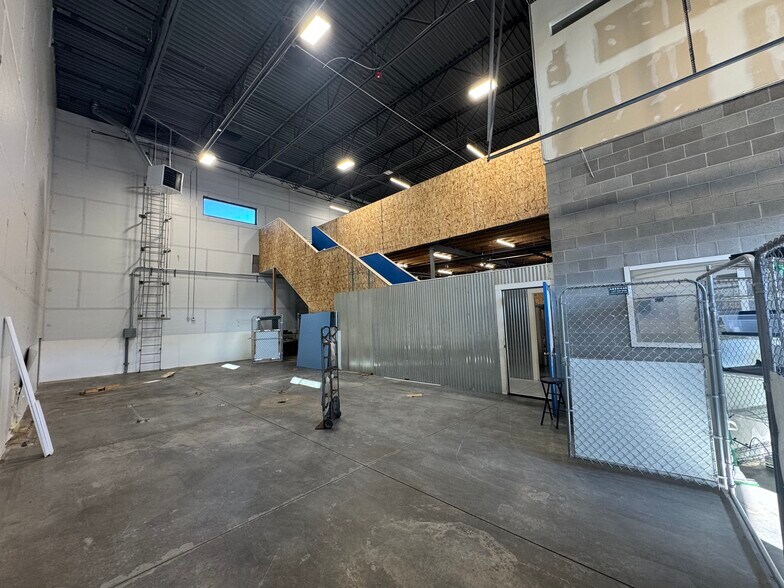 6327 W Crimson View Dr, South Jordan, UT à vendre - Photo de l’immeuble – Image 3 sur 15