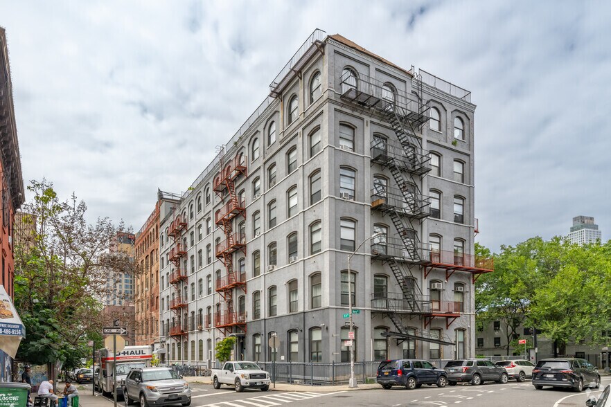 65 S 11th St, Brooklyn, NY à louer - Photo principale – Image 1 sur 15