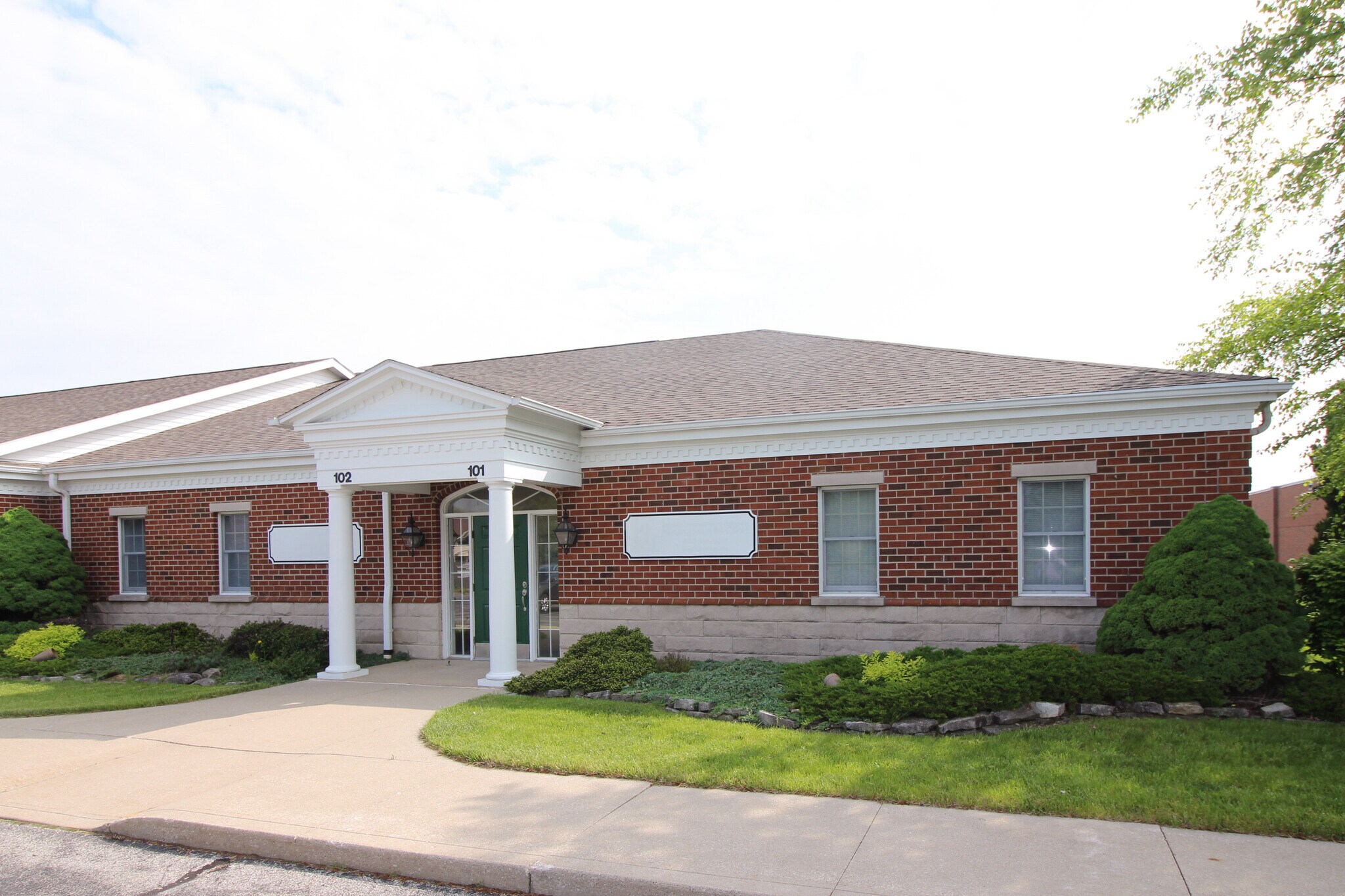 2855 Northpark Ave, Huntington, IN à louer Photo de l’immeuble– Image 1 sur 5