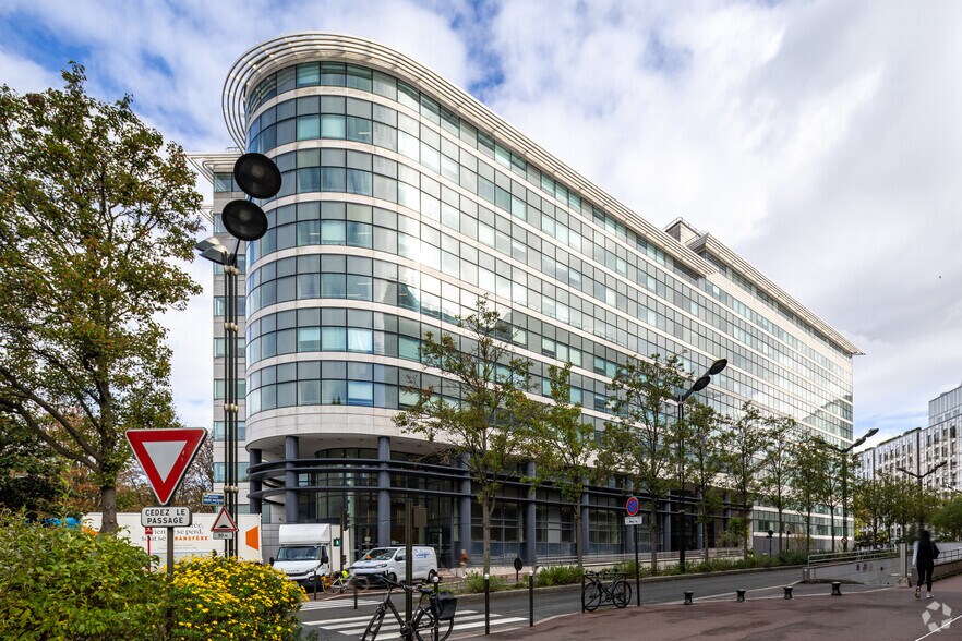 5 avenue André Malraux, Levallois-Perret à louer - Photo principale – Image 1 sur 2