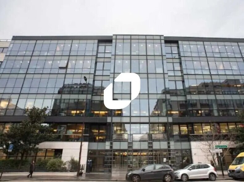 Bureau dans Neuilly-sur-Seine à louer - Photo de l’immeuble – Image 2 sur 11
